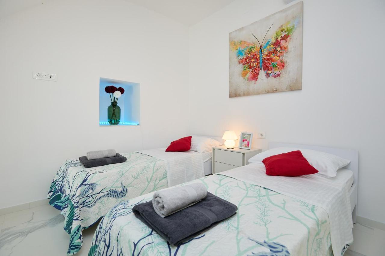 Barbara'S Garden Apartment ドゥブロブニク エクステリア 写真